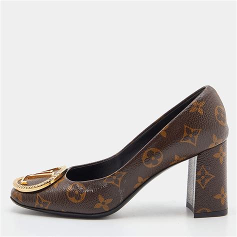 louis vuitton shoes pumps|louis vuitton uncover heels.